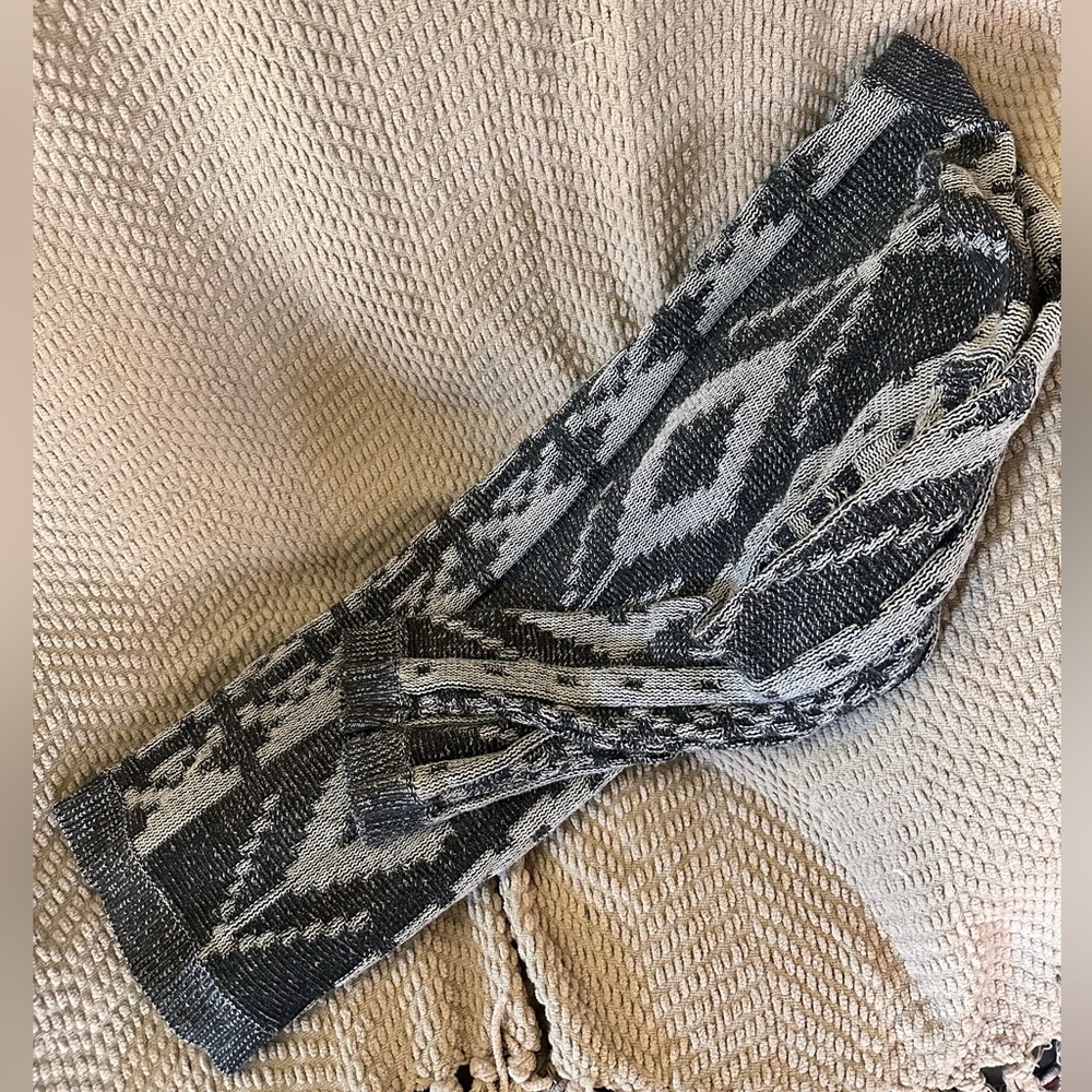 Cardigan - Picture 4 of 5